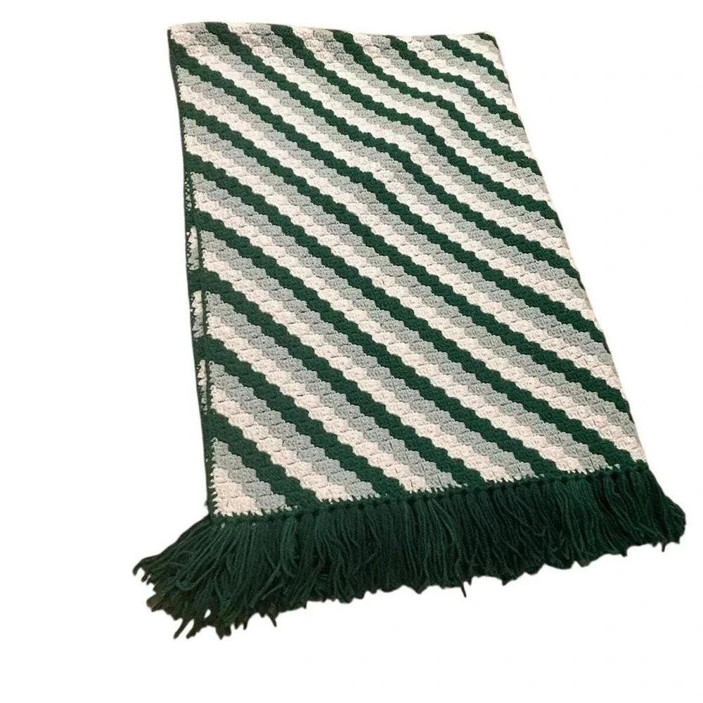 Vtg Crocheted Green White Afghan Throw‎ fringe 72x45 Retro Cottagecore Boho folk